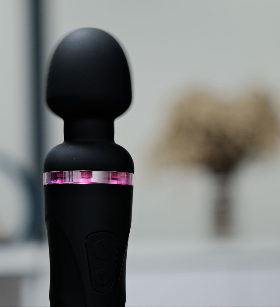 Domi 2 Sensual Massager